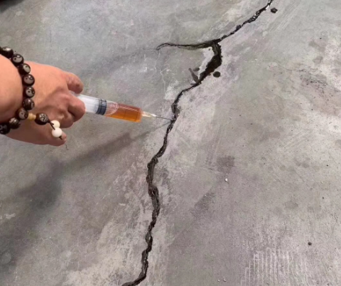 安多混凝土裂缝修补技术详解​